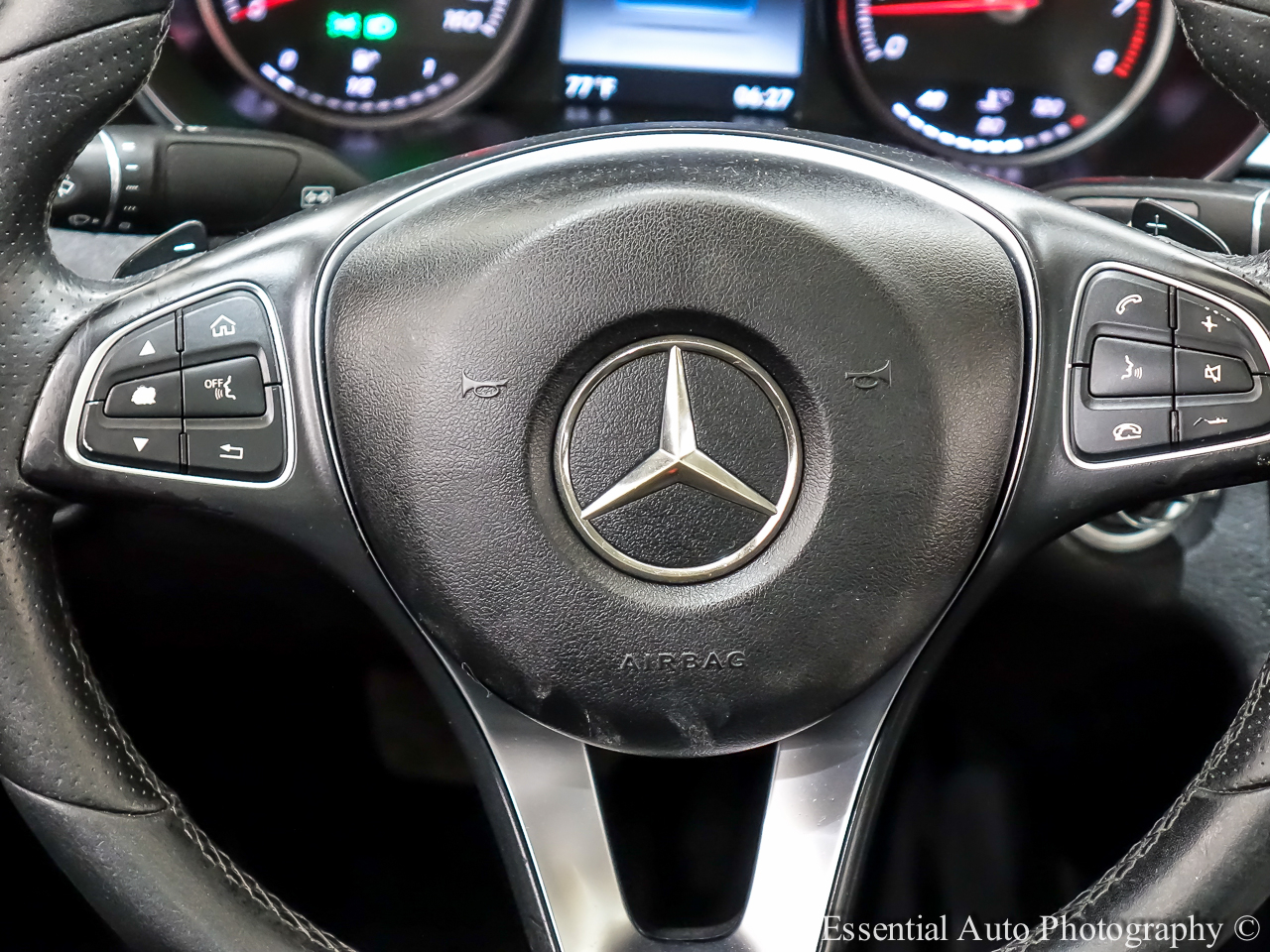 2017 Mercedes Benz C 300 4MATIC Sedan photo 19