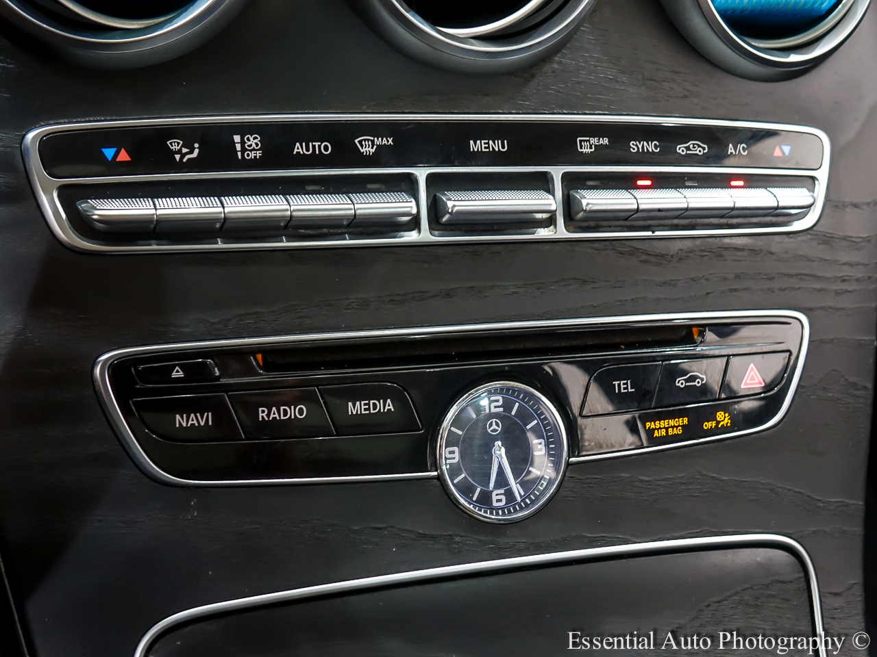 2017 Mercedes Benz C 300 4MATIC Sedan photo 23