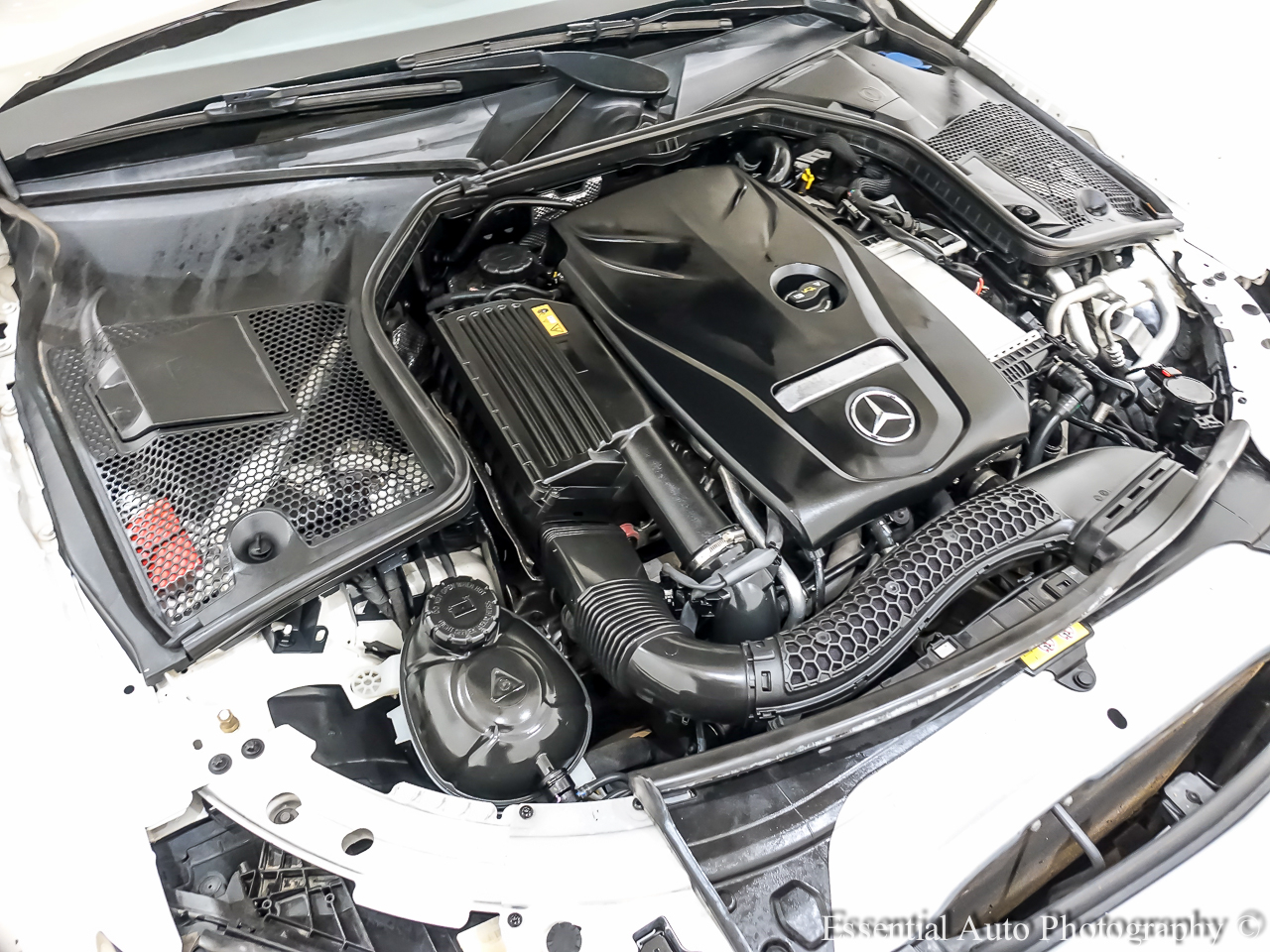 2017 Mercedes Benz C 300 4MATIC Sedan photo 34