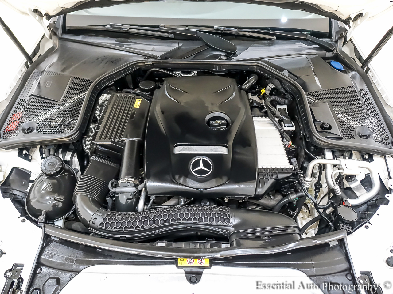 2017 Mercedes Benz C 300 4MATIC Sedan photo 36