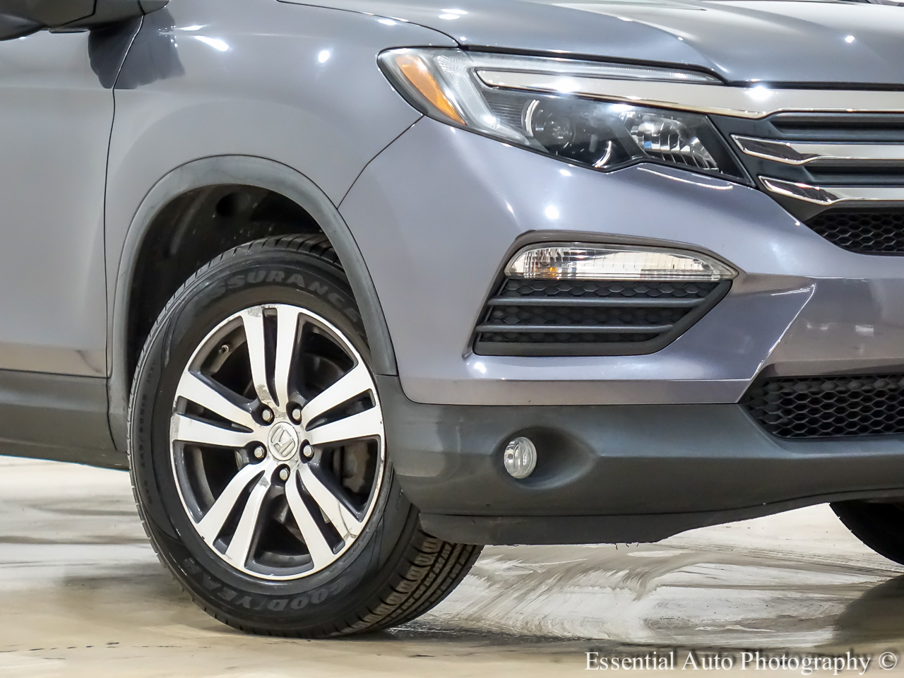 2016 Honda Pilot EX-L photo 2