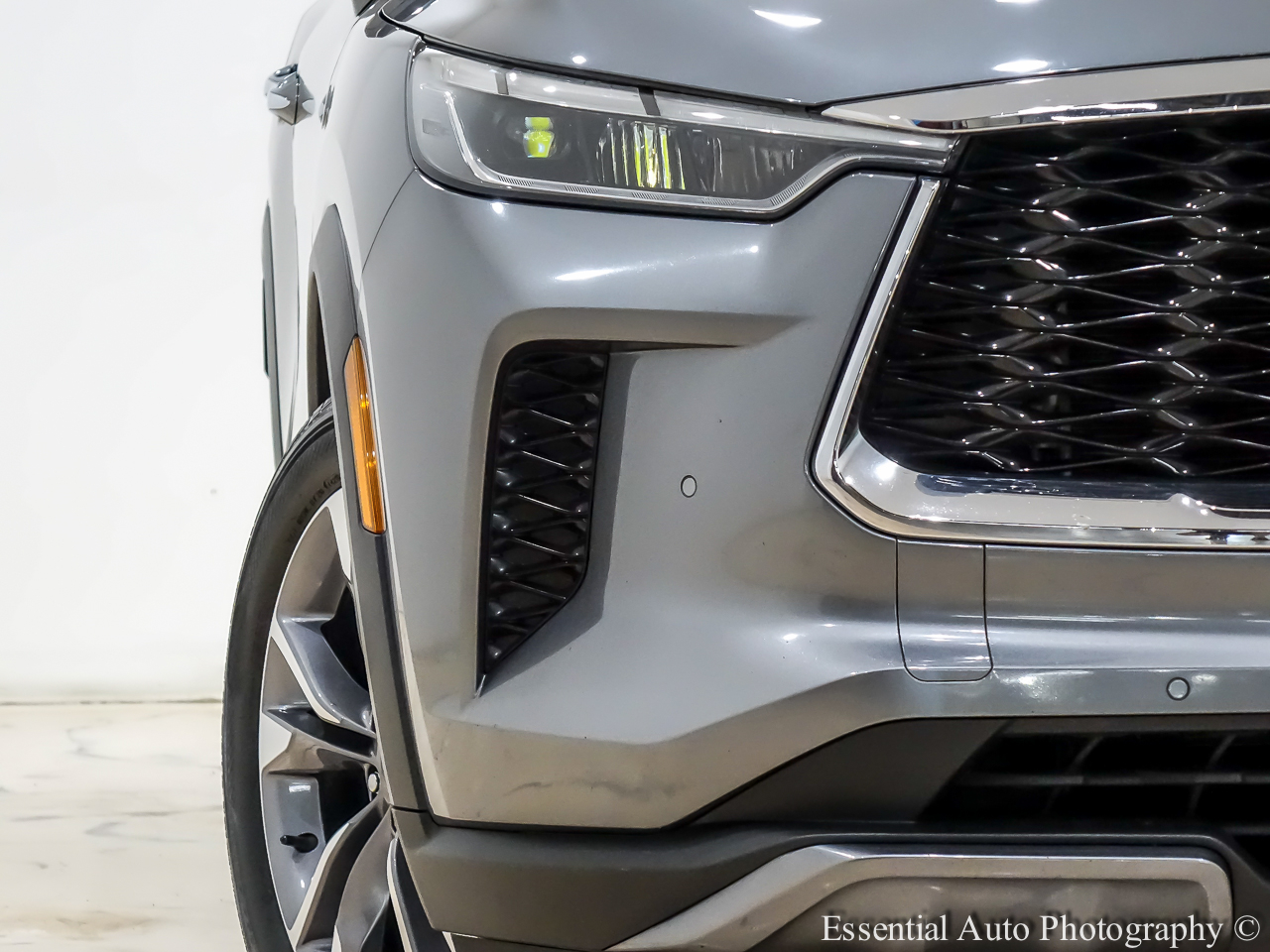 2022 Infiniti QX60 Luxe AWD photo 3