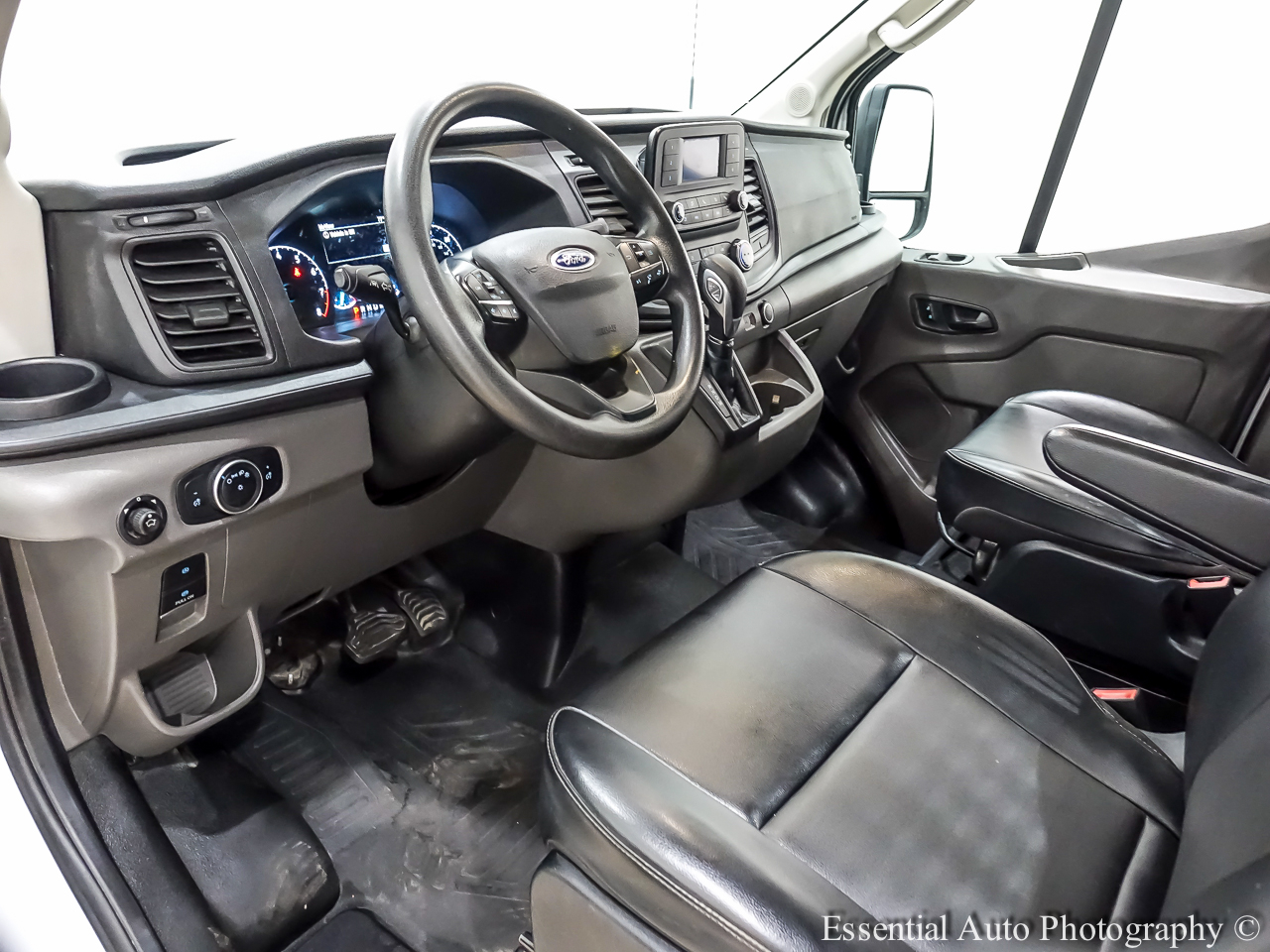 2021 Ford Transit photo 4