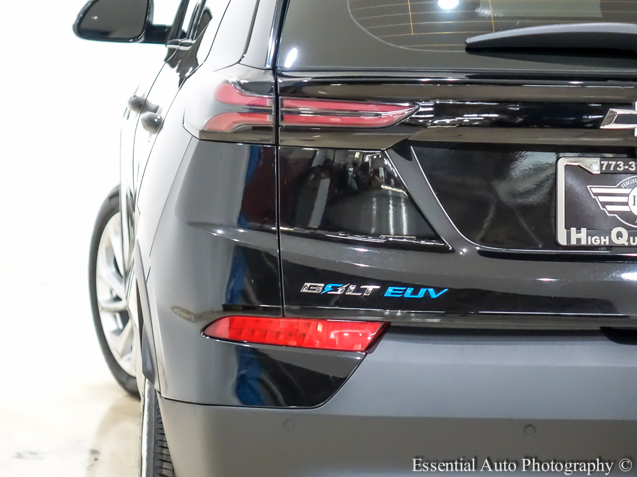 2023 Chevrolet Bolt EV 1LT photo 2