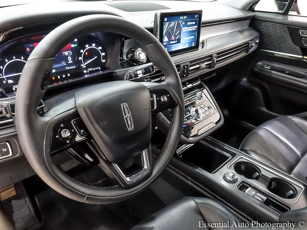 2022 Lincoln Corsair Standard photo 12