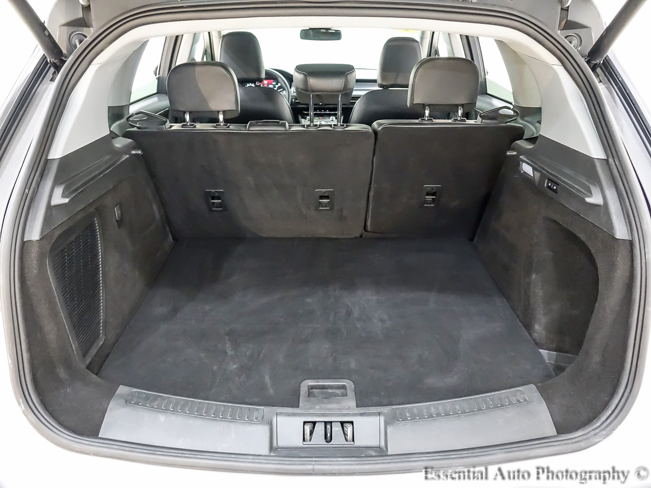 2022 Lincoln Corsair Standard photo 26