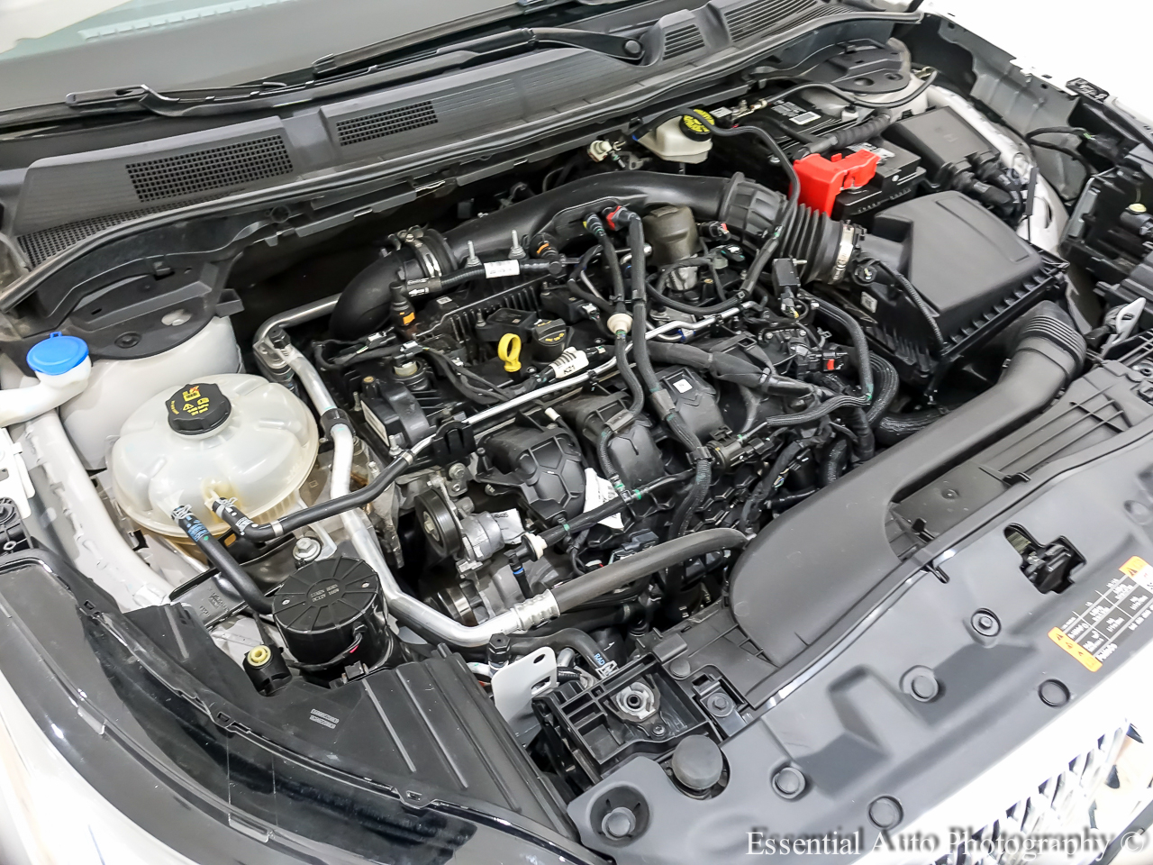 2022 Lincoln Corsair Standard photo 33