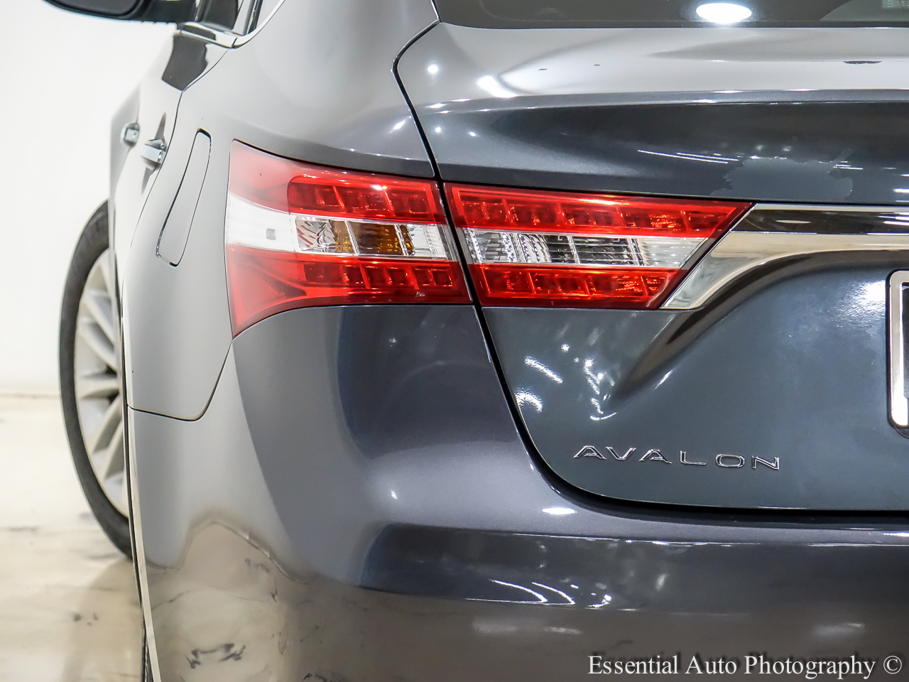 2014 Toyota Avalon Hybrid XLE Touring photo 7