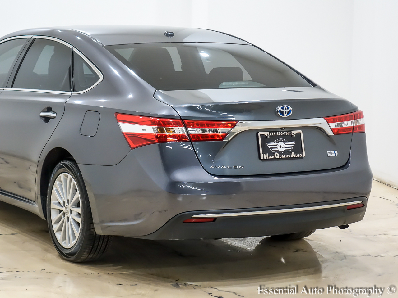 2014 Toyota Avalon Hybrid XLE Touring photo 8