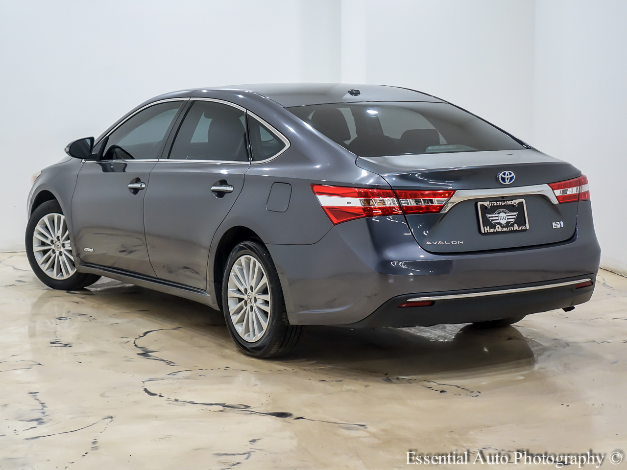 2014 Toyota Avalon Hybrid XLE Touring photo 9