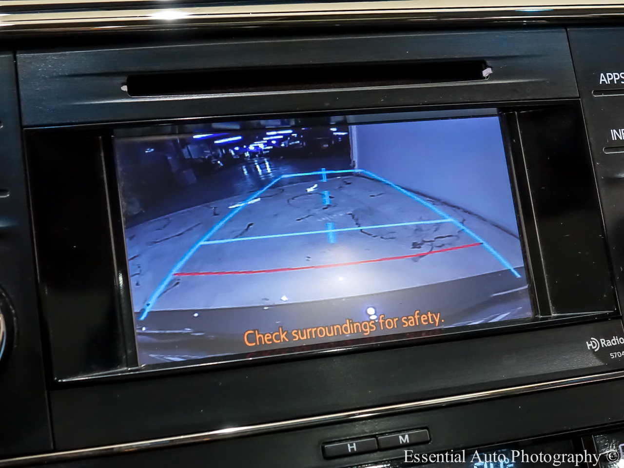 2014 Toyota Avalon Hybrid XLE Touring photo 19