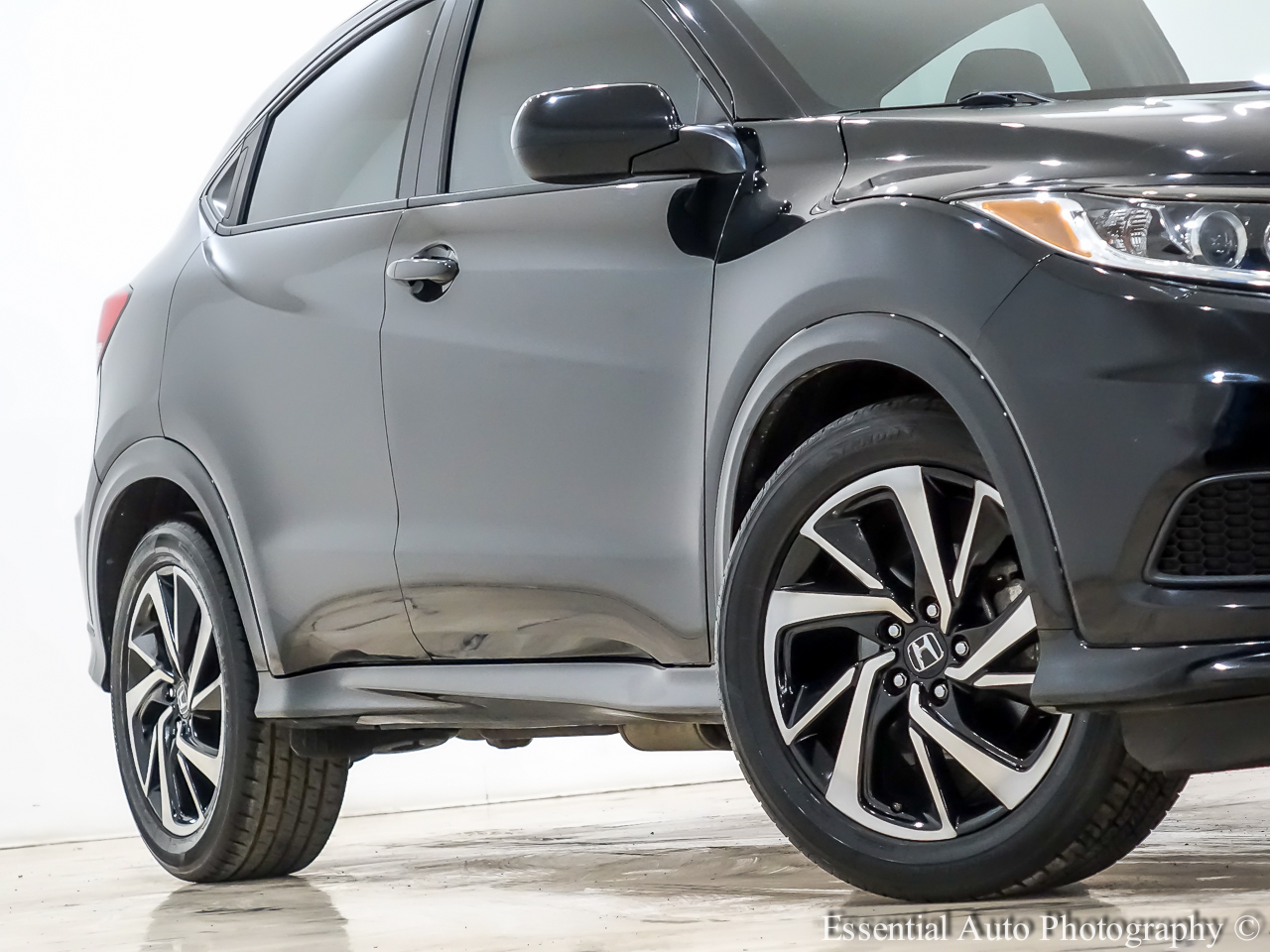 2019 Honda HR-V Sport photo 3