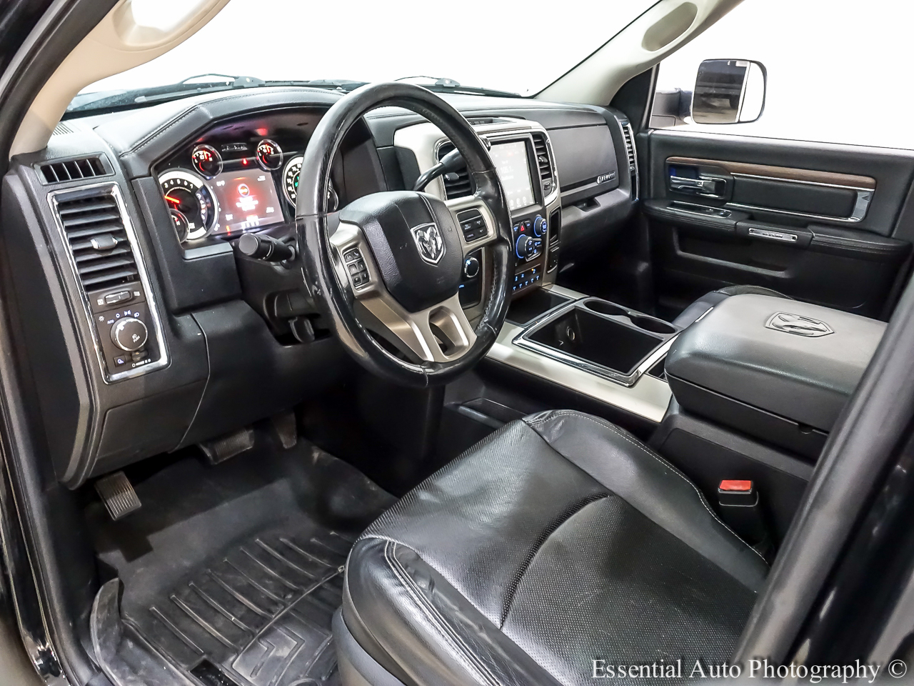 2014 Ram 3500 Laramie photo 15