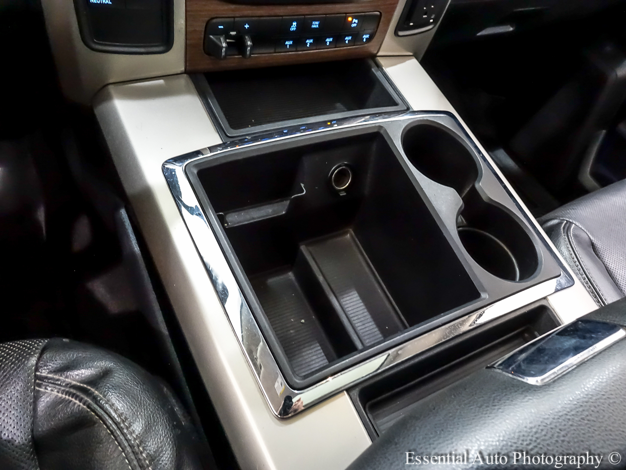 2014 Ram 3500 Laramie photo 27