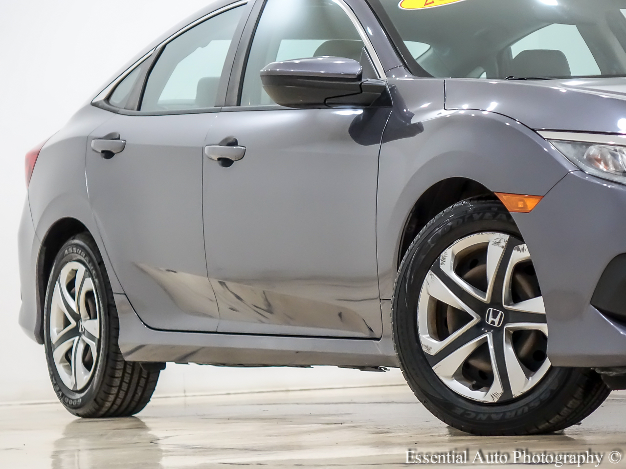 2018 Honda Civic LX photo 2
