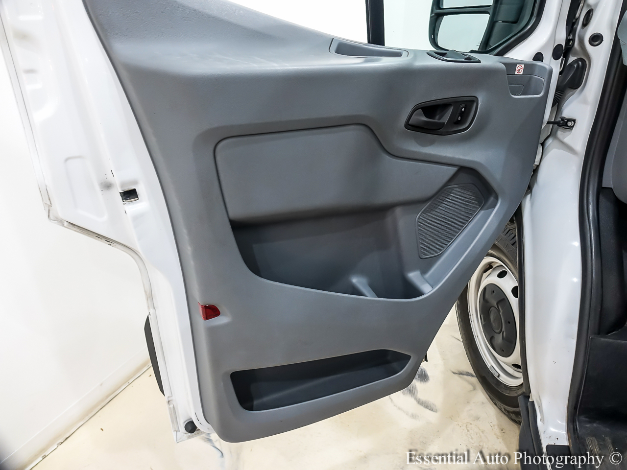 Ford Transit 250 Van Low Roof w/Sliding Pass. 148-in. WB 2019 Ford Transit 250 Van Low Roof w/Sliding Pass. 148-in. WB 2019