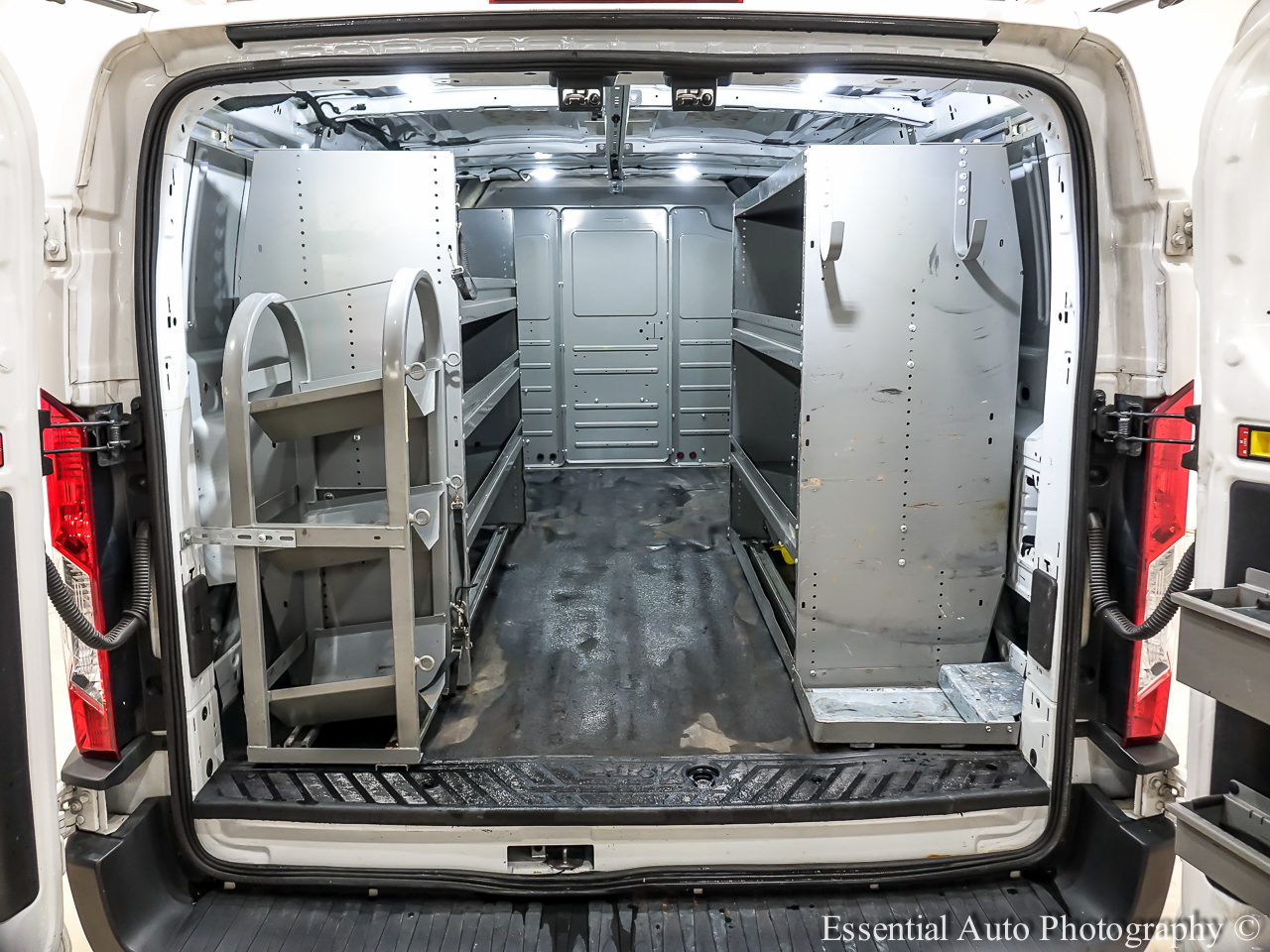 Ford Transit 250 Van Low Roof w/Sliding Pass. 148-in. WB 2019 Ford Transit 250 Van Low Roof w/Sliding Pass. 148-in. WB 2019