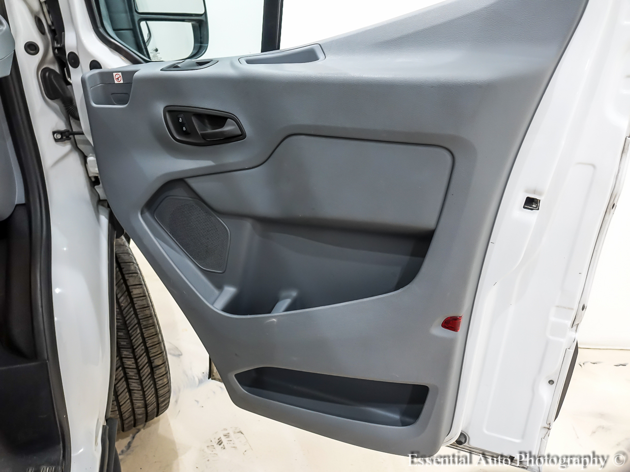 Ford Transit 250 Van Low Roof w/Sliding Pass. 148-in. WB 2019 Ford Transit 250 Van Low Roof w/Sliding Pass. 148-in. WB 2019