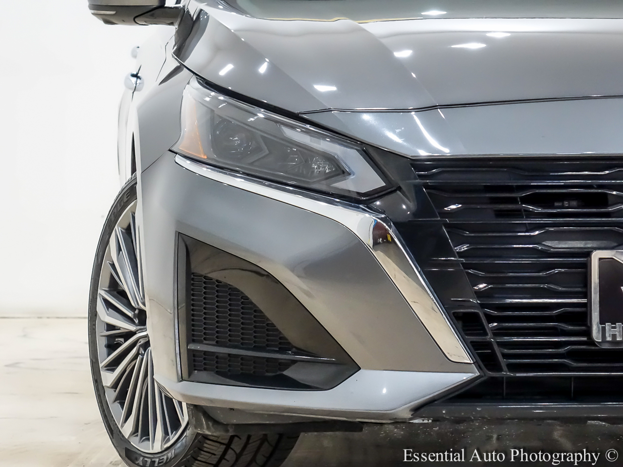 2024 Nissan Altima 2.5 SL photo 3