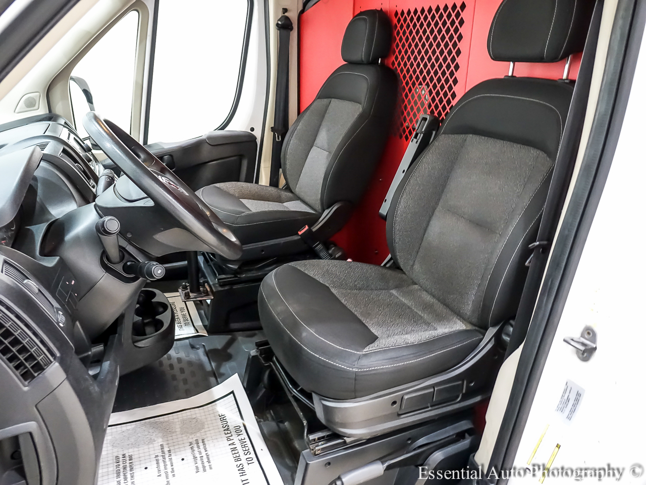 RAM Promaster 1500 Low Roof Tradesman 136-in. WB 2017 RAM Promaster 1500 Low Roof Tradesman 136-in. WB 2017