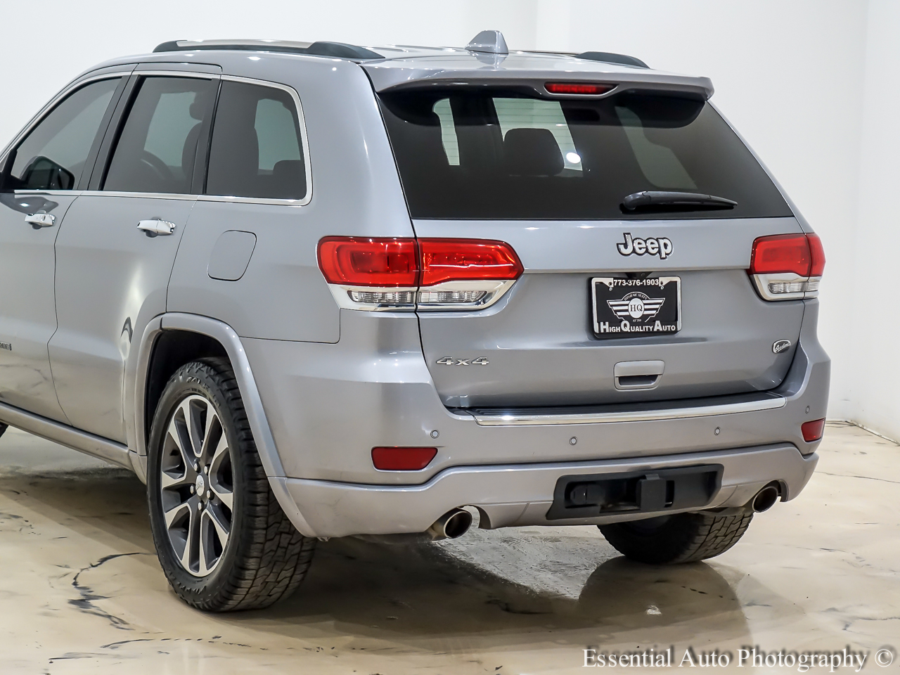Jeep Grand Cherokee Overland 4WD 2018 Jeep Grand Cherokee Overland 4WD 2018