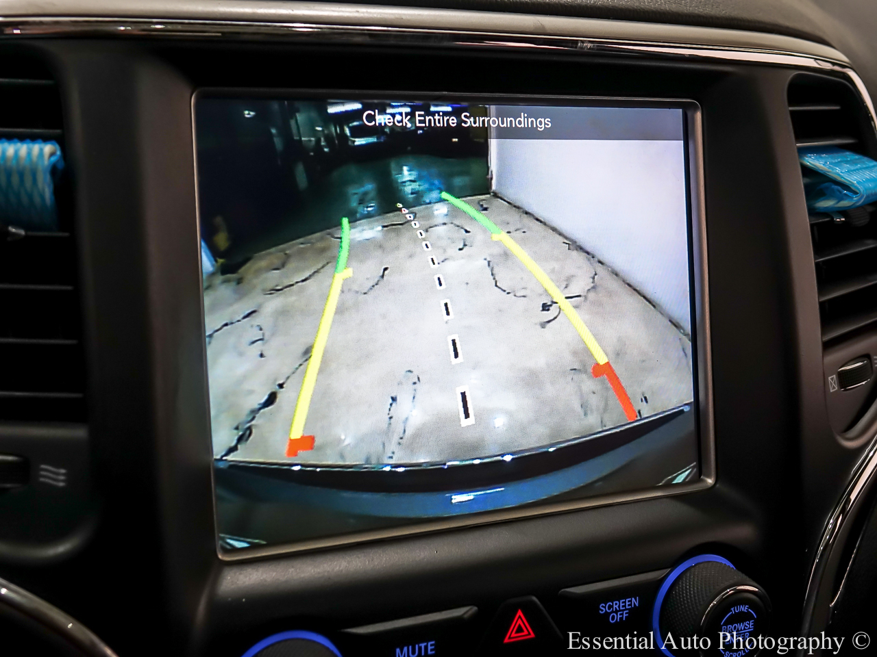 Jeep Grand Cherokee Overland 4WD 2018 Jeep Grand Cherokee Overland 4WD 2018