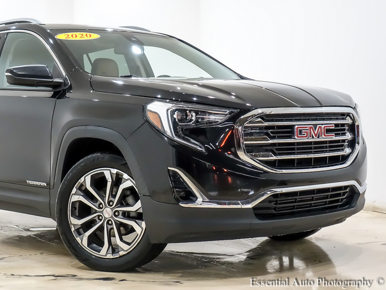 2020 Gmc Terrain SLT photo 2