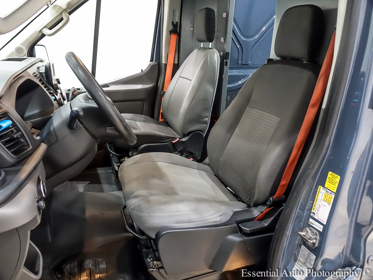 Ford Transit 250 Van High Roof w/Sliding Pass. 148-in. WB EL 2020