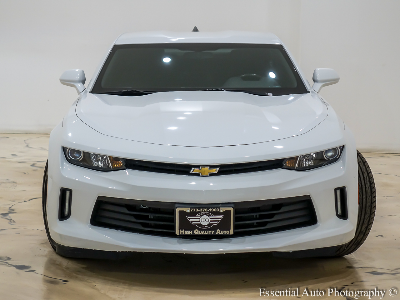 2017 Chevrolet Camaro 1LT Coupe photo 3