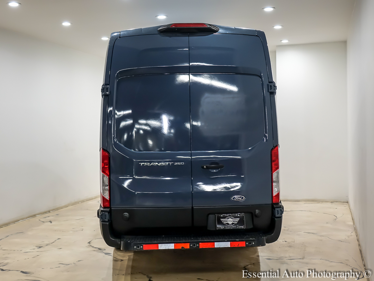 2019 Ford Transit Van photo 4