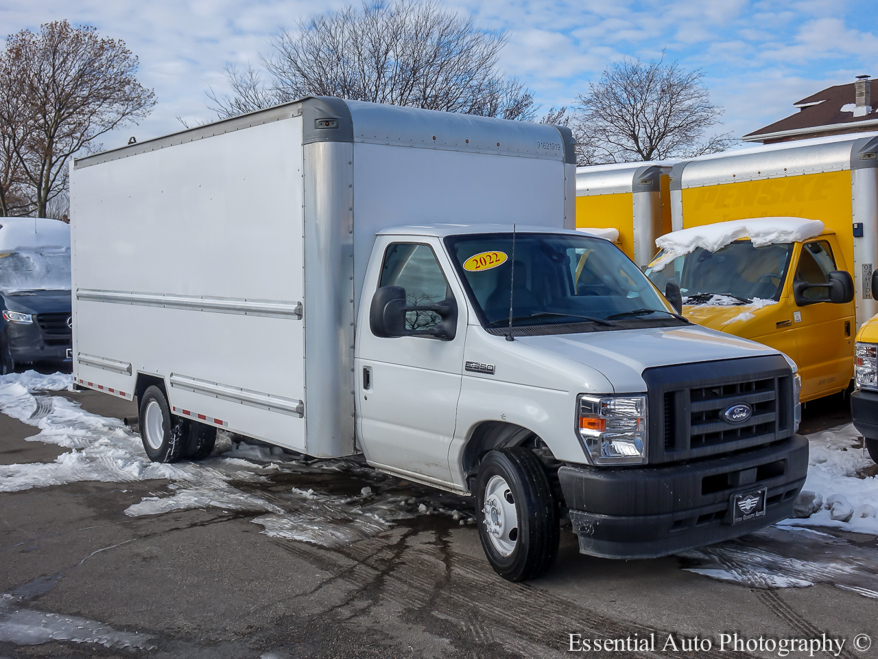 Ford Econoline E-350 Super Duty 2022