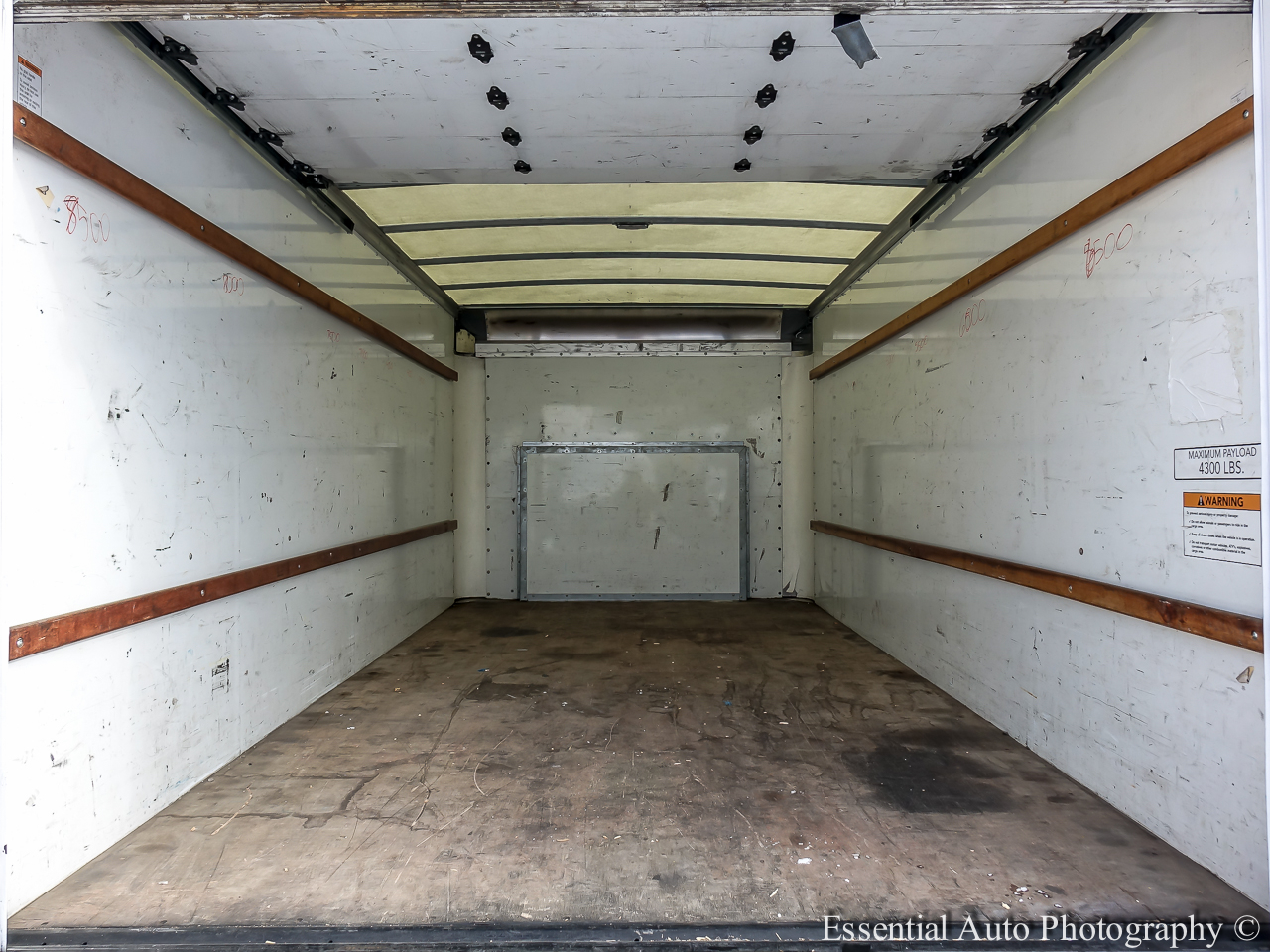 Ford Econoline E-350 Super Duty 2022