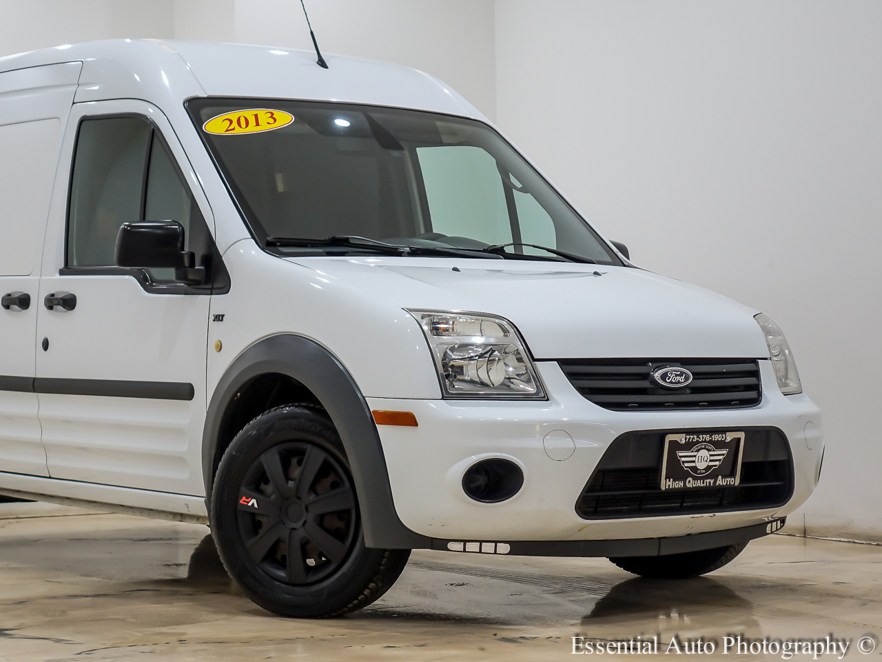 Ford Transit Connect XLT with Rear Door Glass 2013