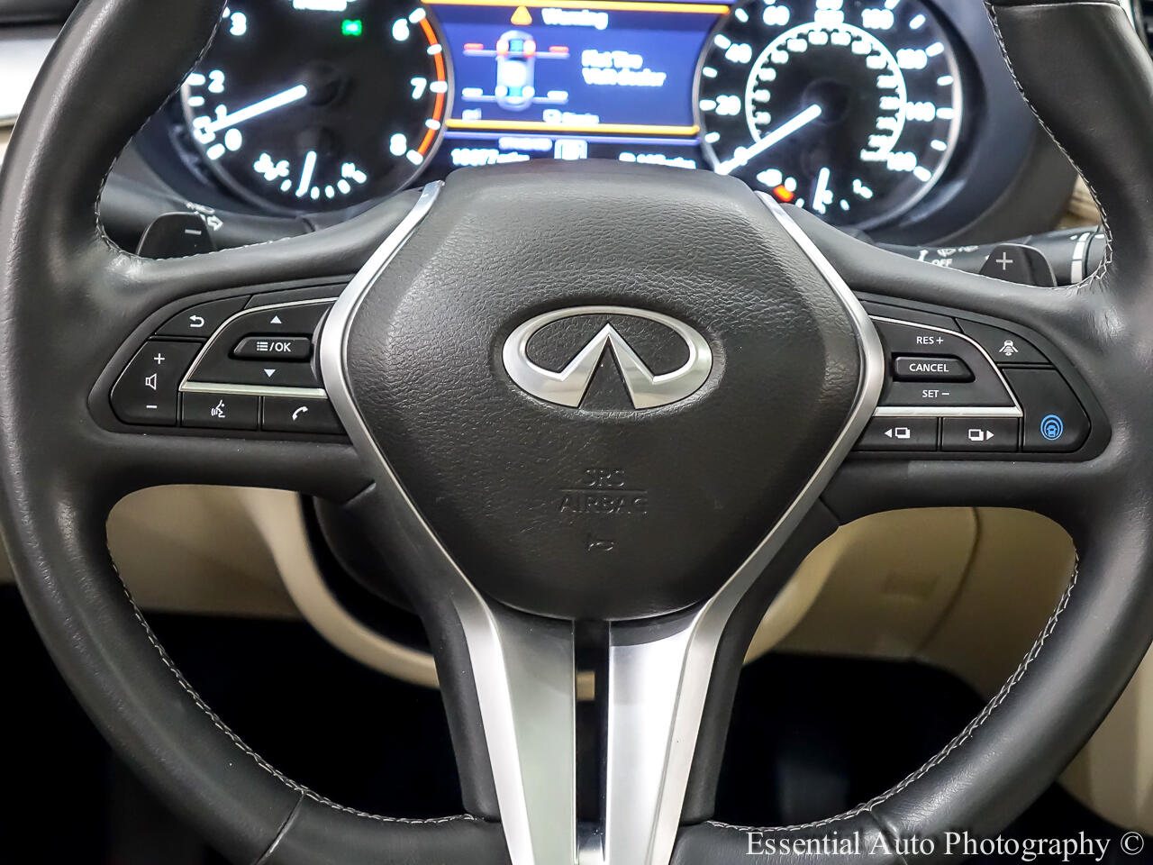 Infiniti QX50 ESSENTIAL AWD 2022