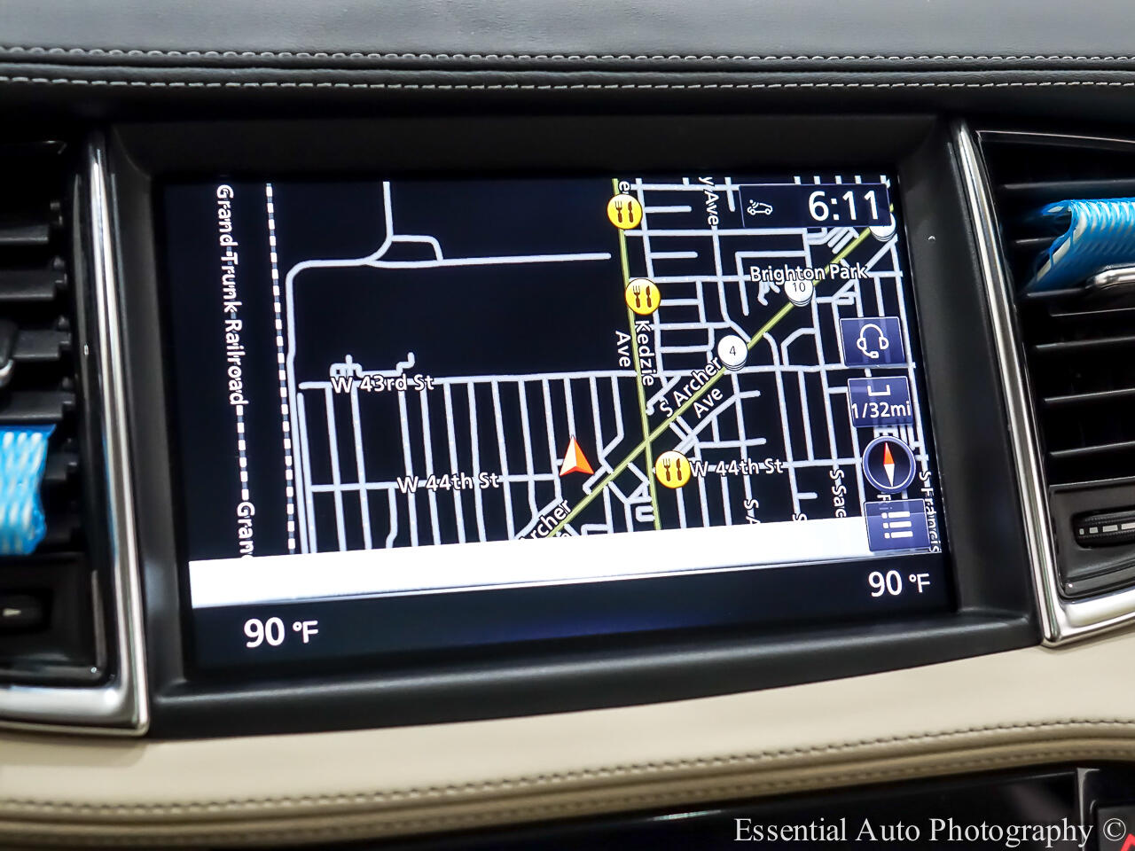 Infiniti QX50 ESSENTIAL AWD 2022