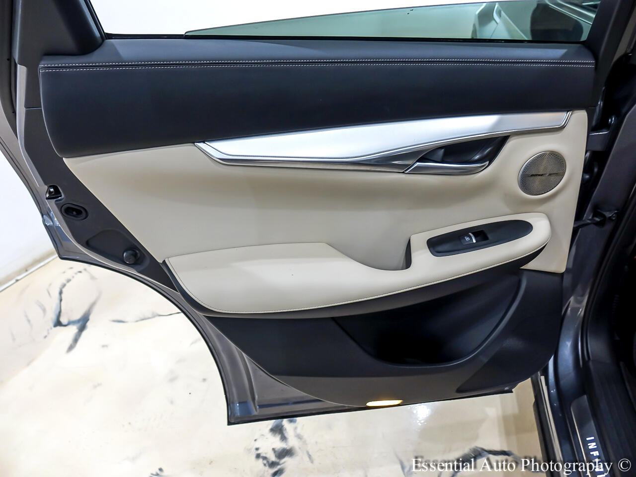 Infiniti QX50 ESSENTIAL AWD 2022