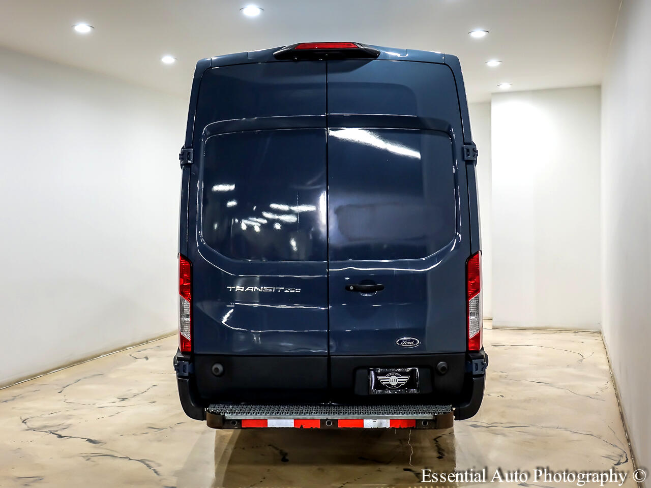 Ford Transit 250 Van High Roof w/Sliding Pass. 148-in. WB EL 2019