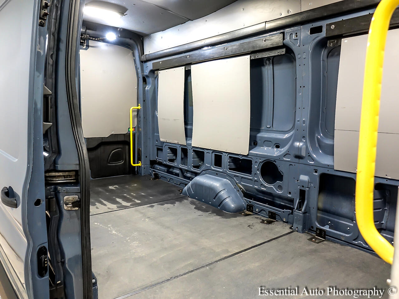 Ford Transit 250 Van High Roof w/Sliding Pass. 148-in. WB EL 2019