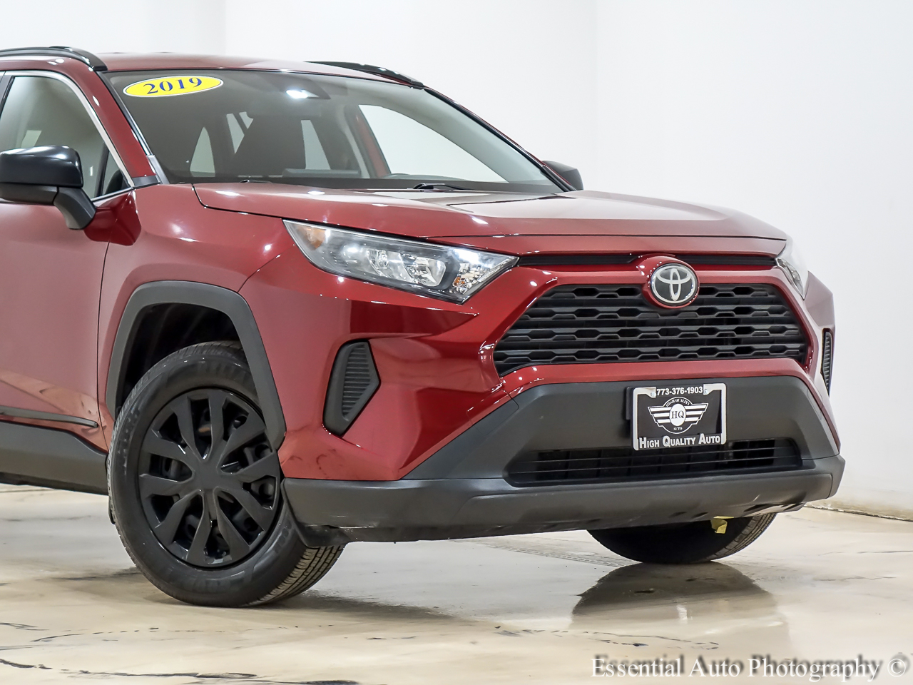 Toyota RAV4 LE 2019