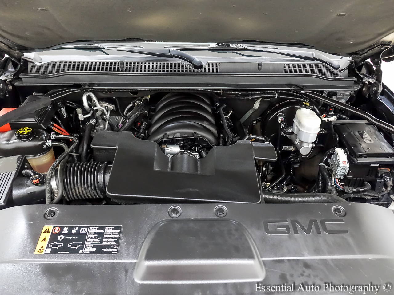 GMC Yukon XL Denali 4WD 2019