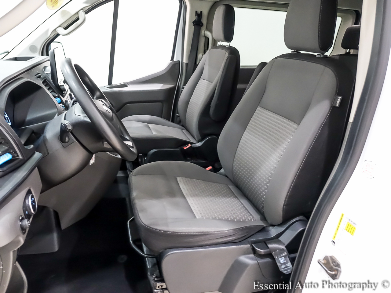 Ford Transit 350 Wagon Low Roof XL w/Sliding Pass. 148-in. WB 2021