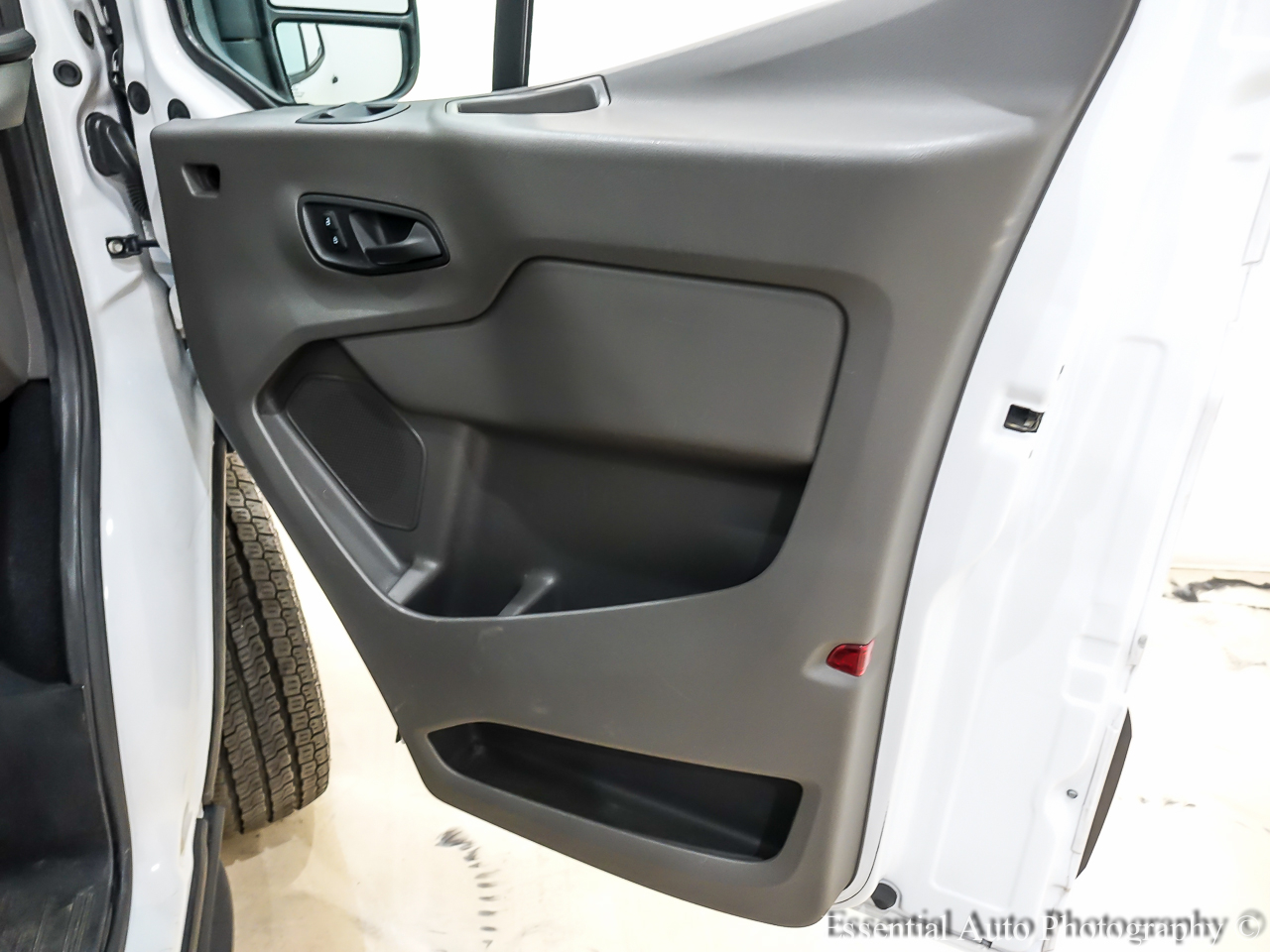 Ford Transit 350 Wagon Low Roof XL w/Sliding Pass. 148-in. WB 2021