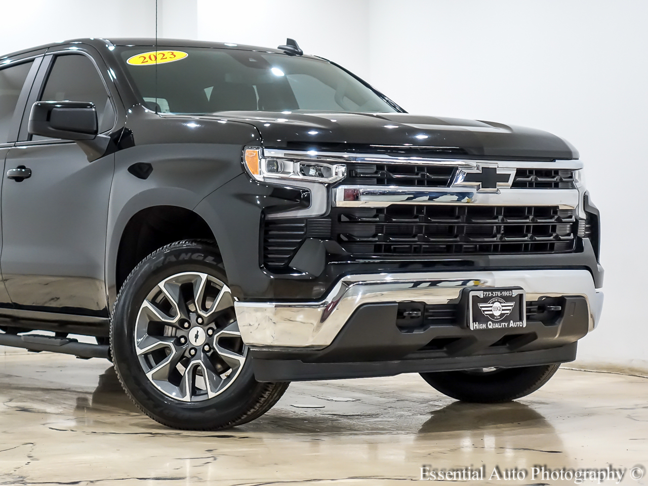 Chevrolet Silverado 1500 LT-L Crew Cab 4WD 2023