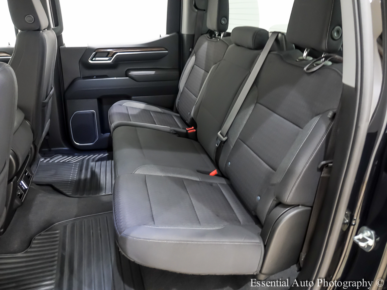 Chevrolet Silverado 1500 LT-L Crew Cab 4WD 2023