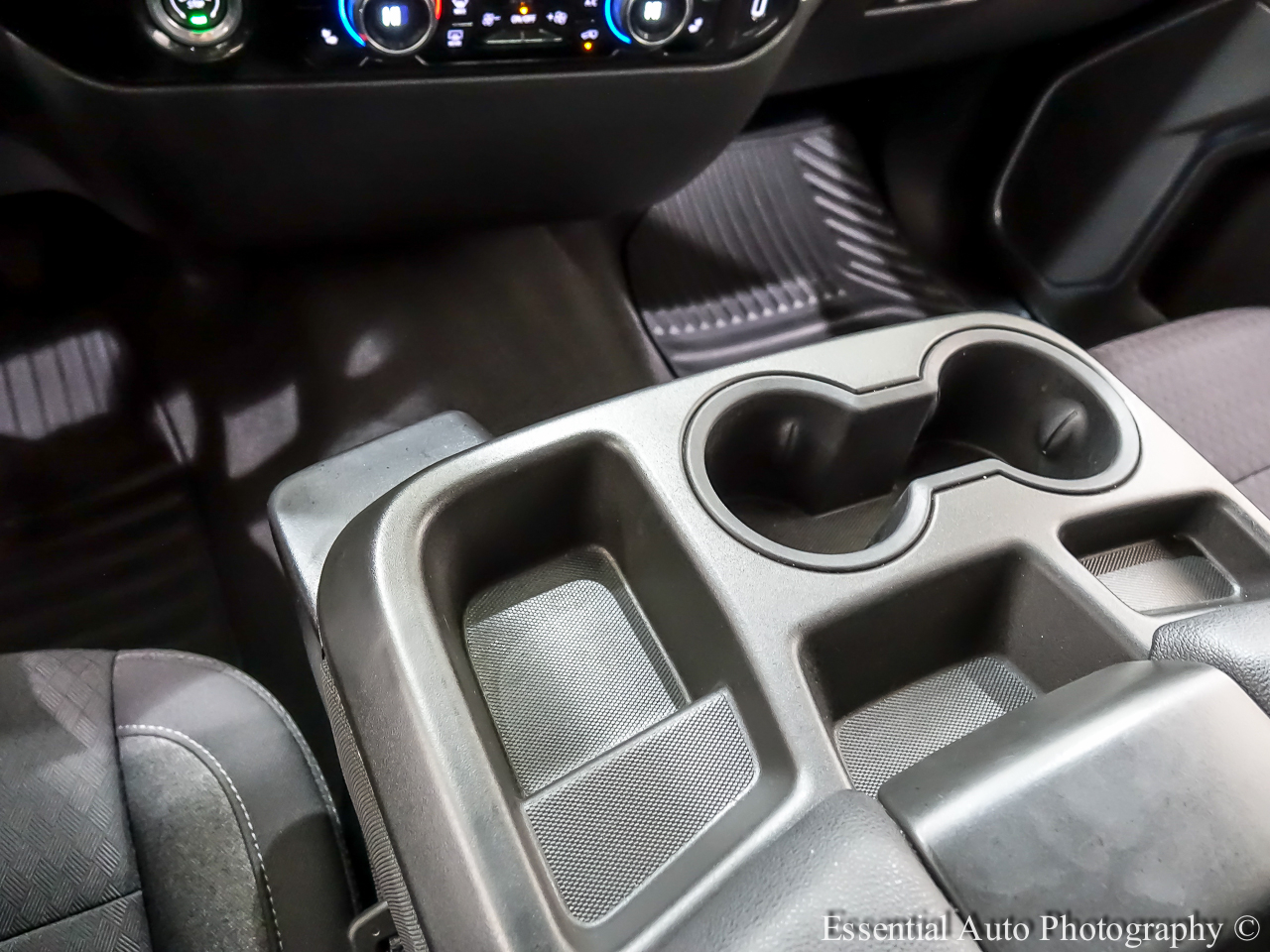 Chevrolet Silverado 1500 LT-L Crew Cab 4WD 2023