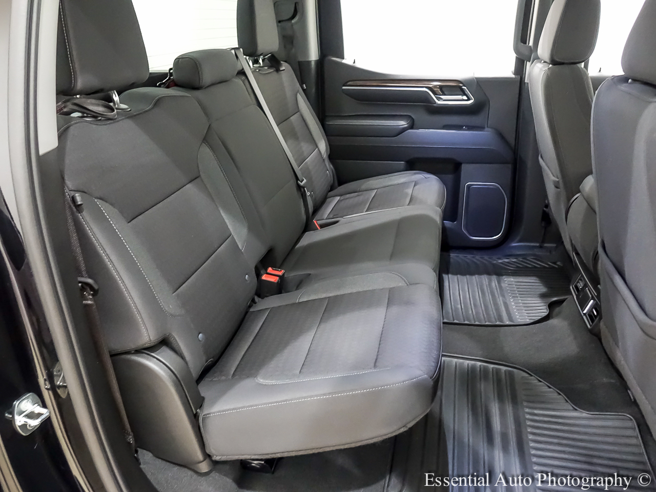 Chevrolet Silverado 1500 LT-L Crew Cab 4WD 2023