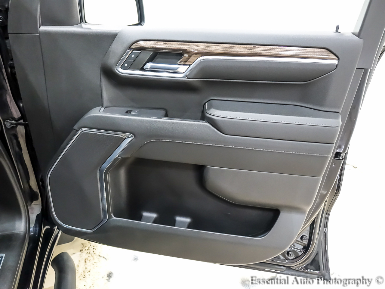 Chevrolet Silverado 1500 LT-L Crew Cab 4WD 2023