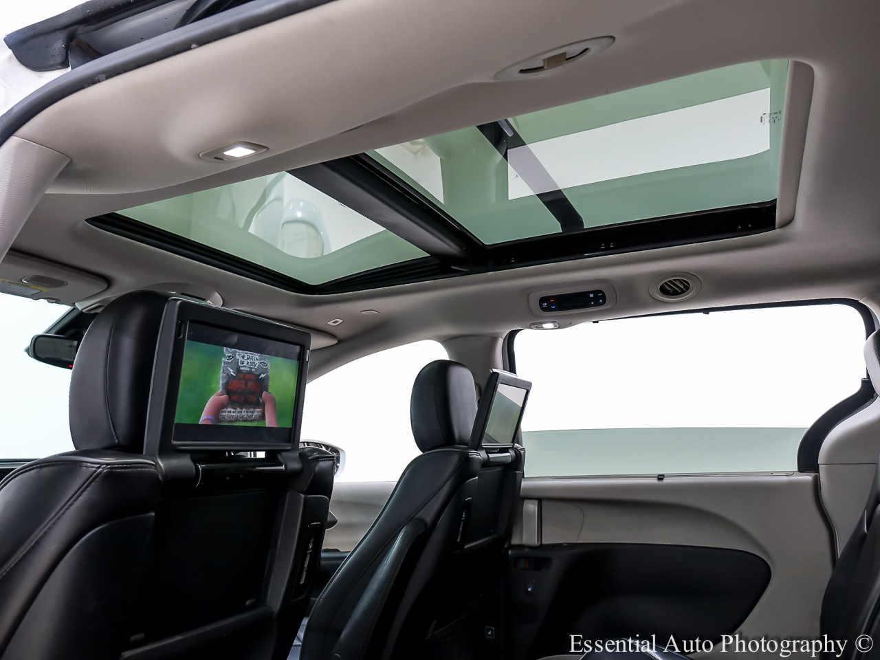 Chrysler Pacifica Limited 2018