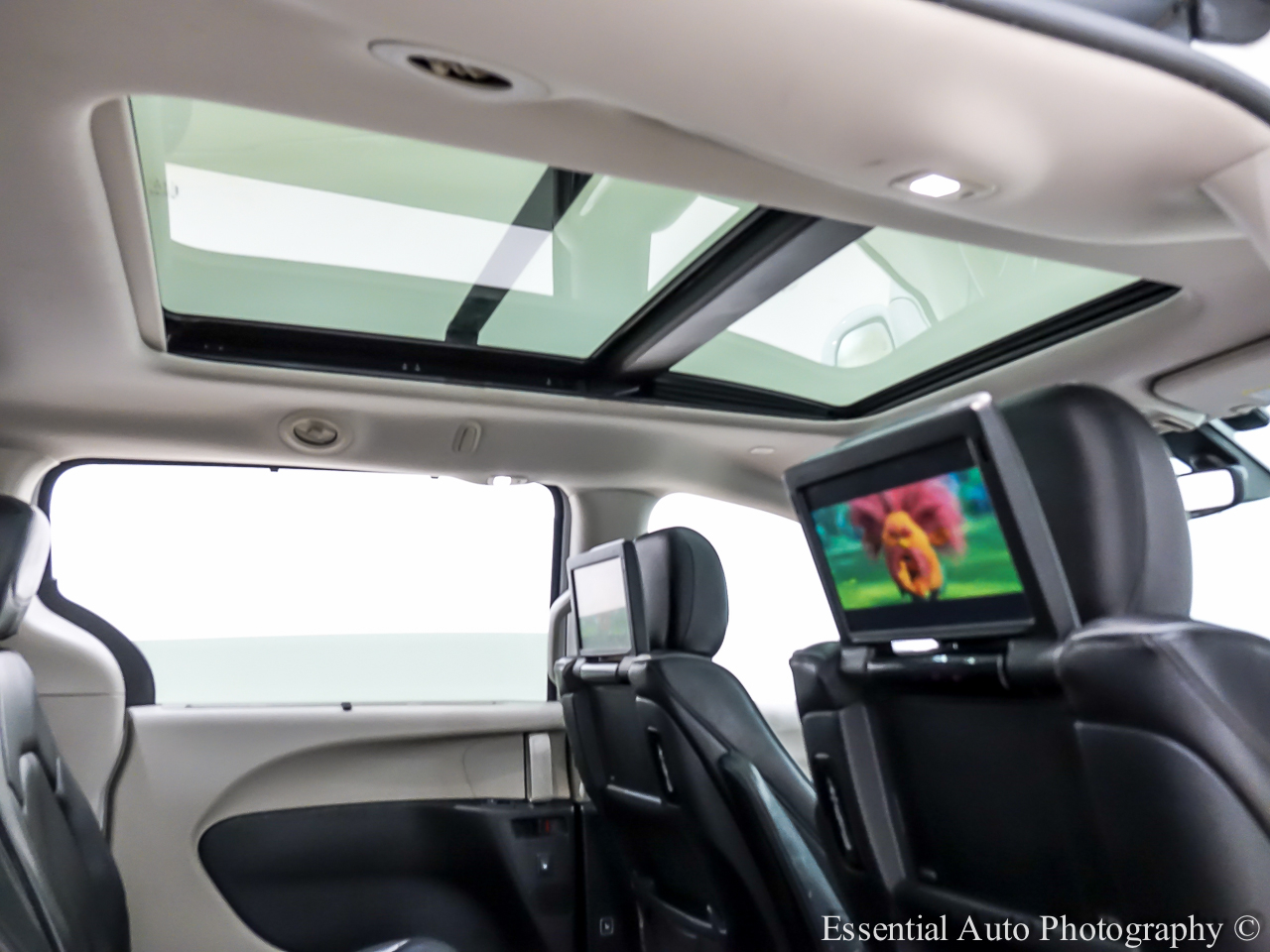 Chrysler Pacifica Limited 2018