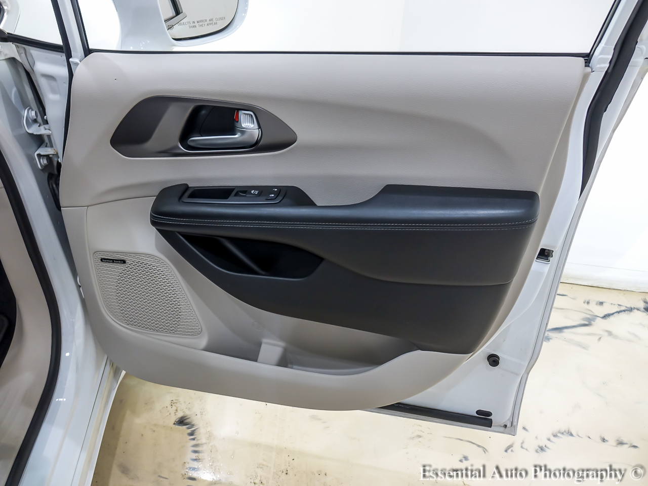 Chrysler Pacifica Limited 2018